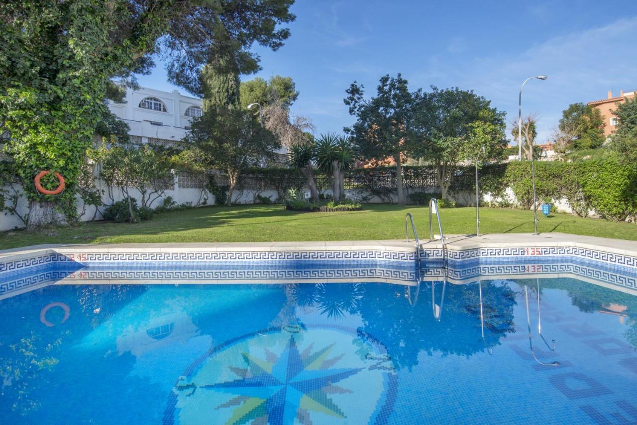 Shiny Studio With Pool & Carihuela Beach At 500M Torremolinos Dış mekan fotoğraf