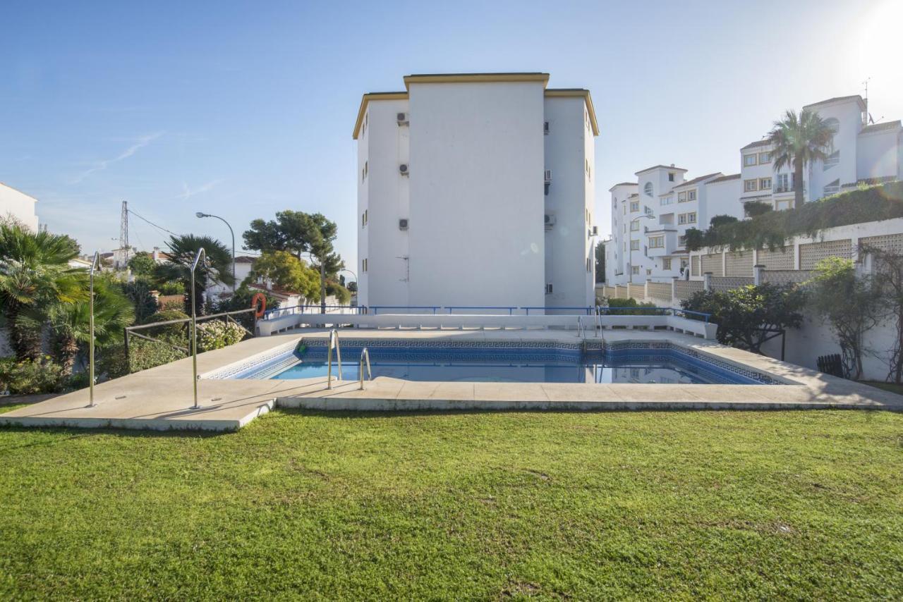 Shiny Studio With Pool & Carihuela Beach At 500M Torremolinos Dış mekan fotoğraf