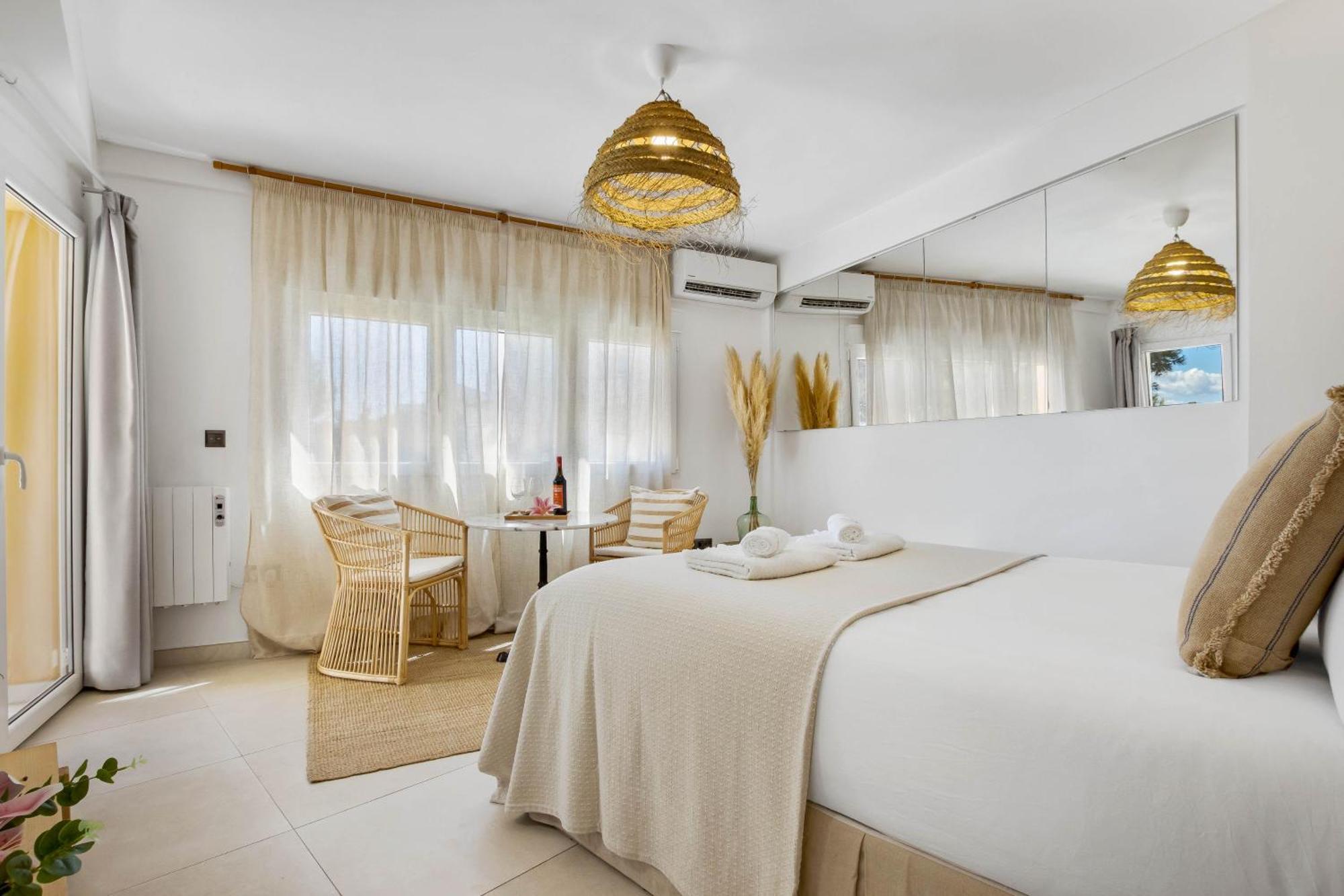 Shiny Studio With Pool & Carihuela Beach At 500M Torremolinos Dış mekan fotoğraf