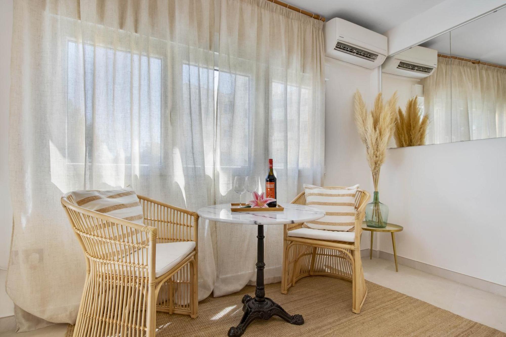 Shiny Studio With Pool & Carihuela Beach At 500M Torremolinos Dış mekan fotoğraf